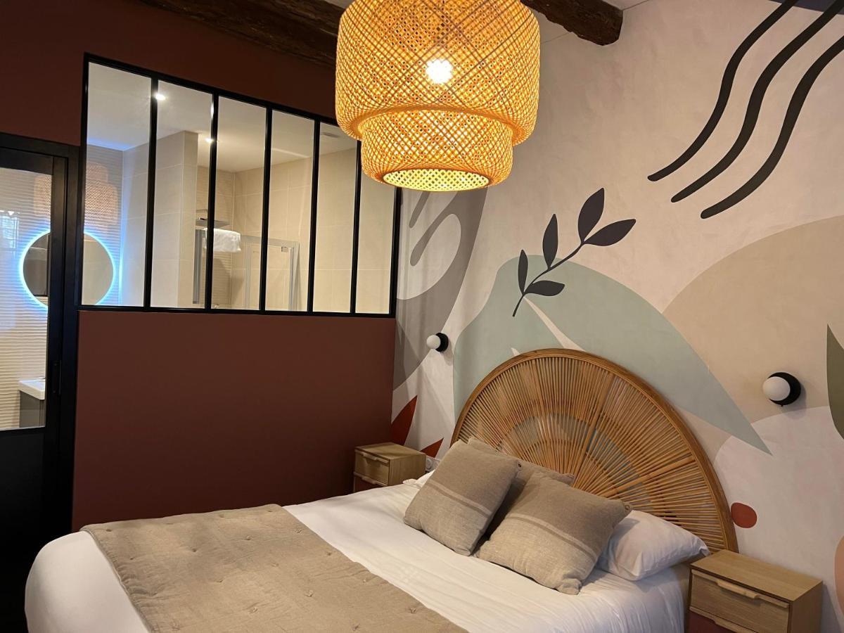 Le Blason Hotel